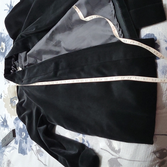 JS Collections⁷ Black Velveteen Duster/Opera Coat - Picture 16 of 16